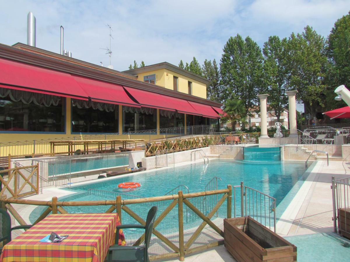 ホテル Sul Bacino Massa Lombarda エクステリア 写真